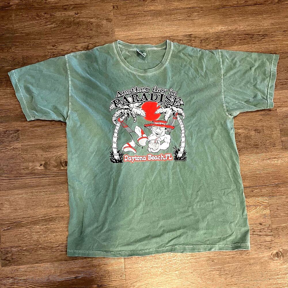 Daytona Beach Florida A Day In Paradise Graphic Tee Vacation Vintage Size